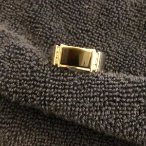 Mens White Gold 14K ring (Kabana.com)